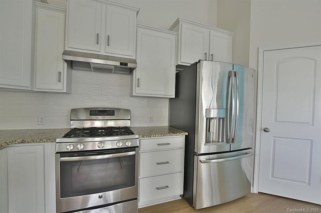6424 Bluegill Road Charlotte, NC 28216 - Photo 7 of 23 Gallery Image 7