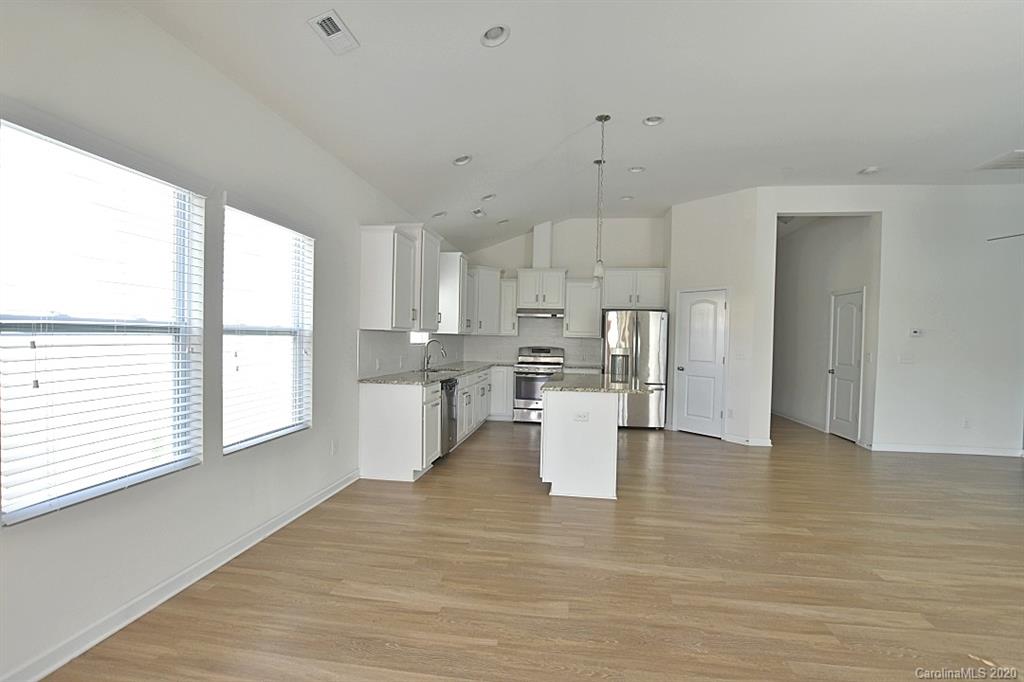 6424 Bluegill Road Charlotte, NC 28216 - Photo 9 of 23 Gallery Image 9
