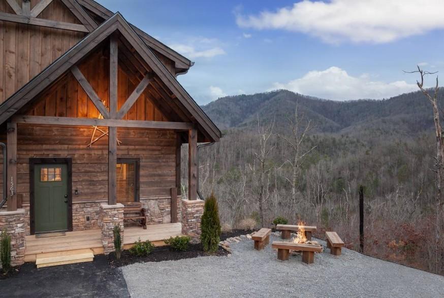 1563 Mountain Dreams Way Sevierville, TN 37862 - Photo 3 of 35 Front