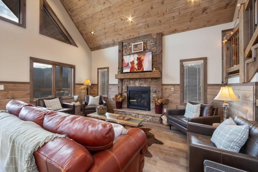 1563 Mountain Dreams Way Sevierville, TN 37862 - Photo 7 of 35 living room