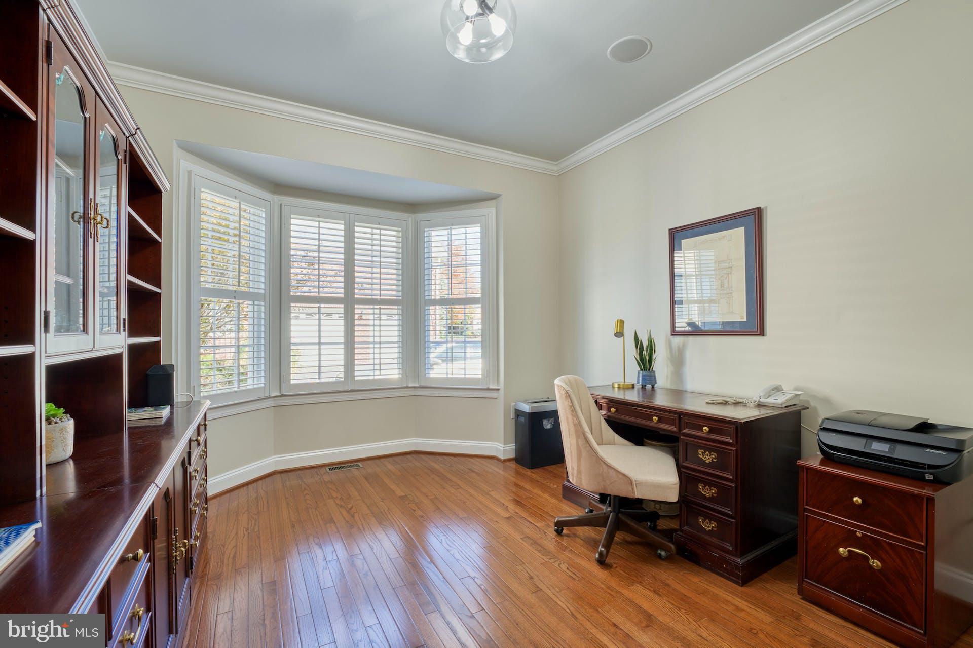 19861 Bethpage Court Ashburn, VA 20147 - Photo 38 of 72 Spacious Main level Study