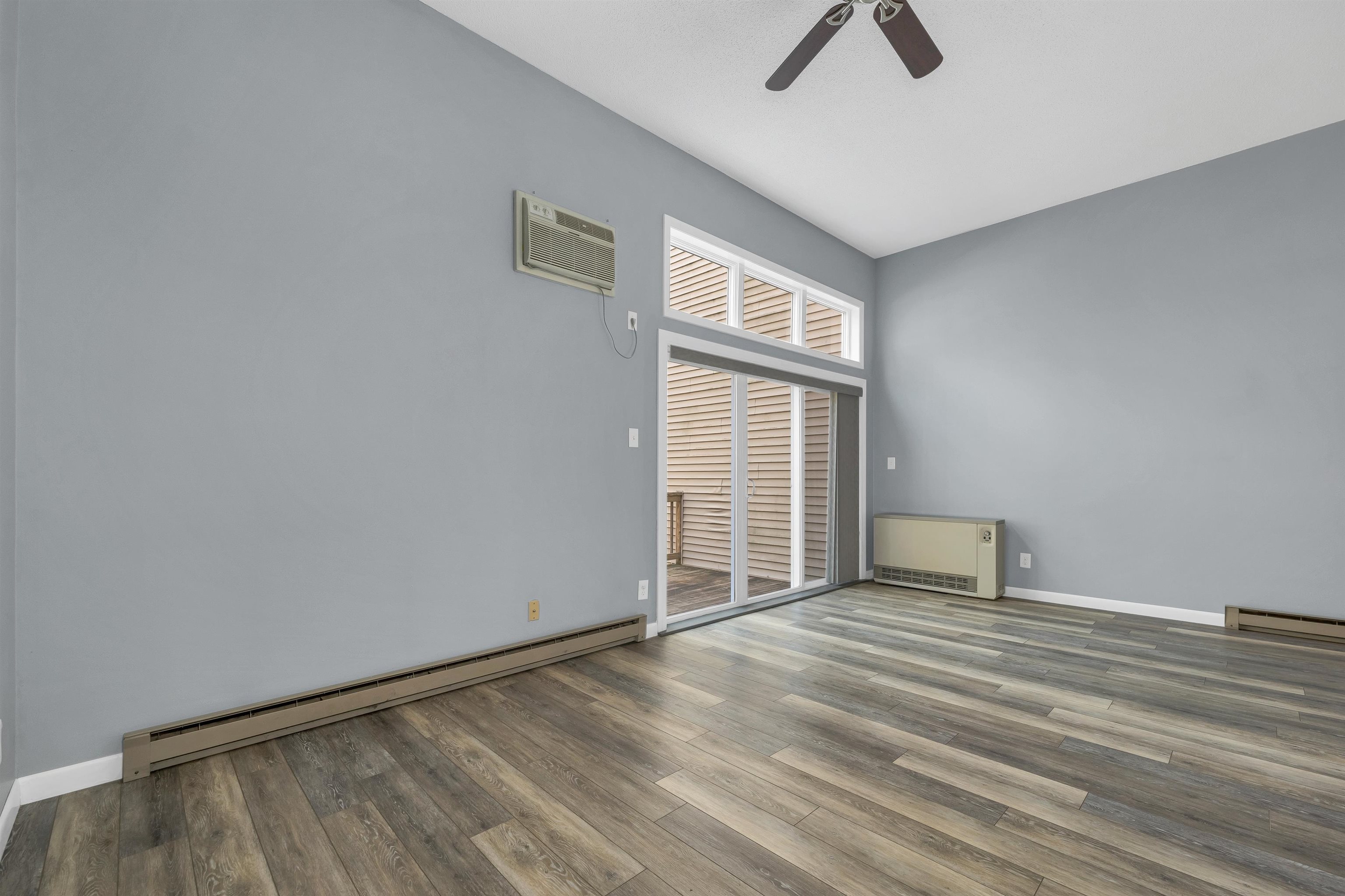 918 North Main Street, Unit 7 Laconia, NH 03246 - Photo 14 of 39