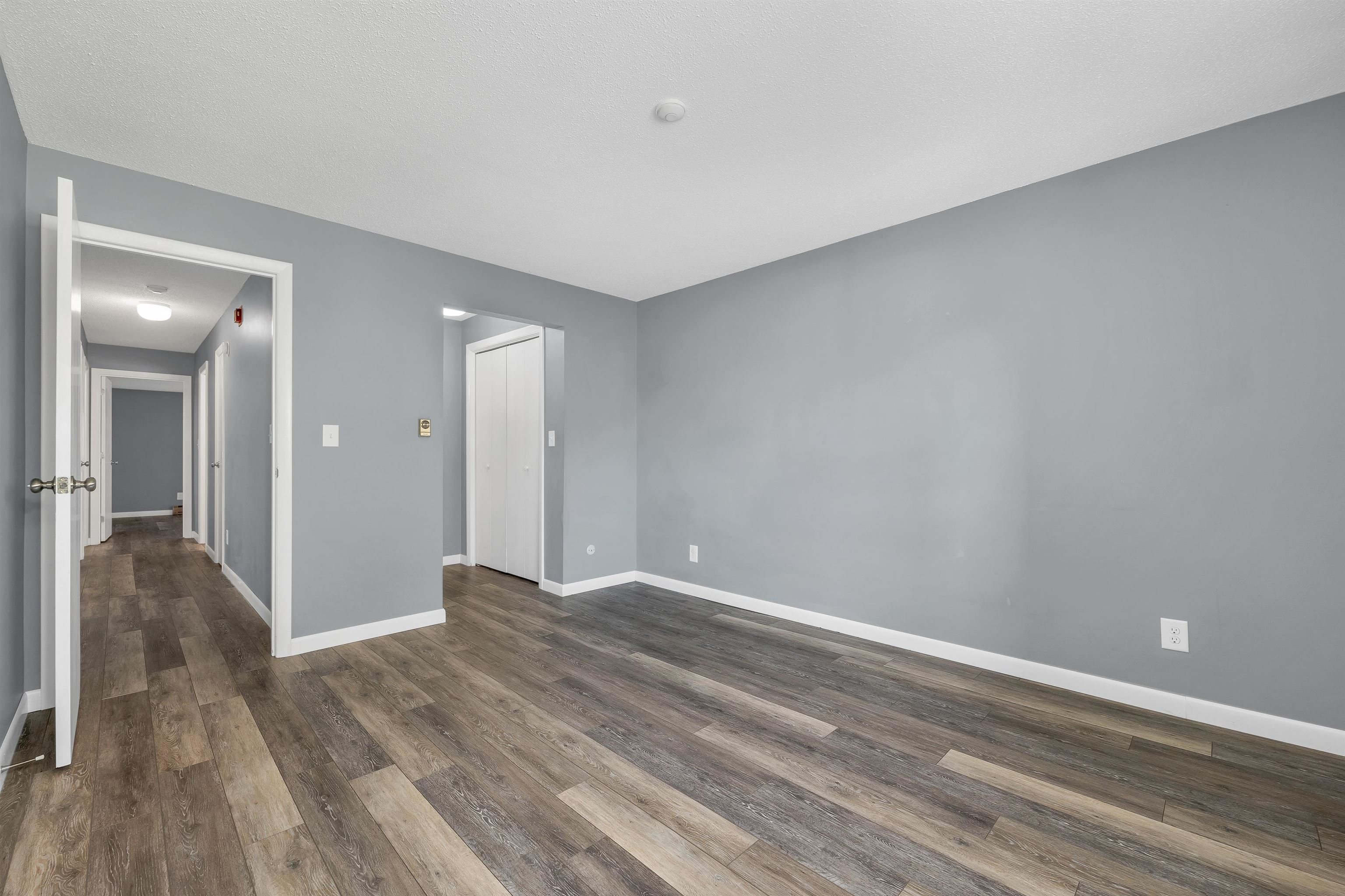 918 North Main Street, Unit 7 Laconia, NH 03246 - Photo 24 of 39