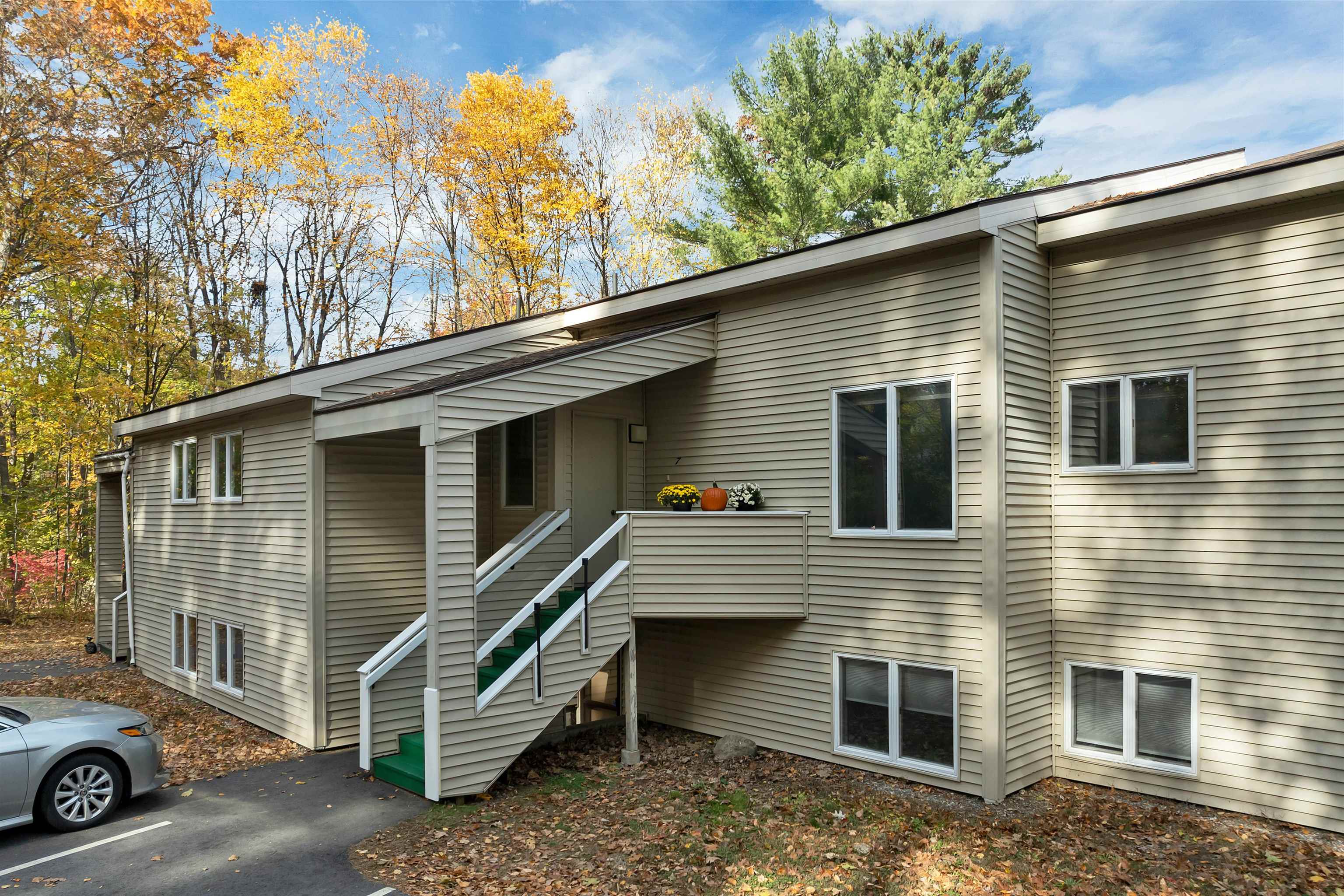 918 North Main Street, Unit 7 Laconia, NH 03246 - Photo 29 of 39