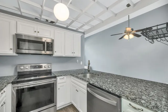 $249,000 | 918 North Main Street, Unit 7, Laconia, NH 03246