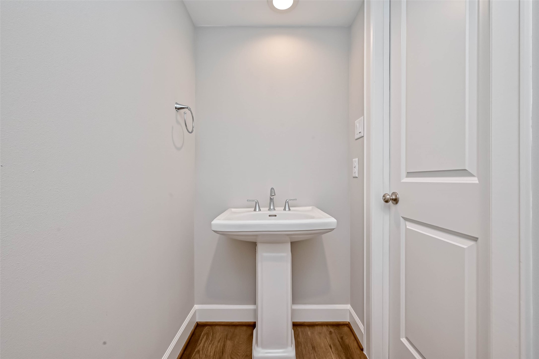1908 Carrollton Mill Drive Spring, TX 77380 - Photo 15 of 40 a bathroom with a sink