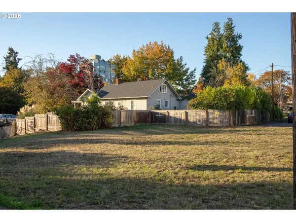 $335,000 | West 15th Olive Alley, Eugene, OR 97401