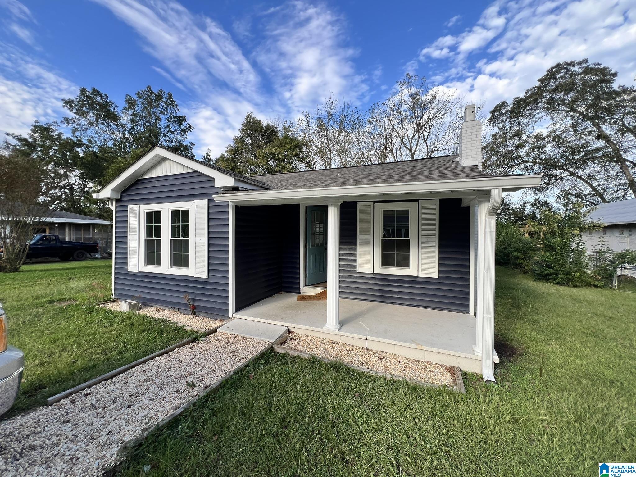62 Robinson Street Jemison, AL 35085 - Photo 1 of 20