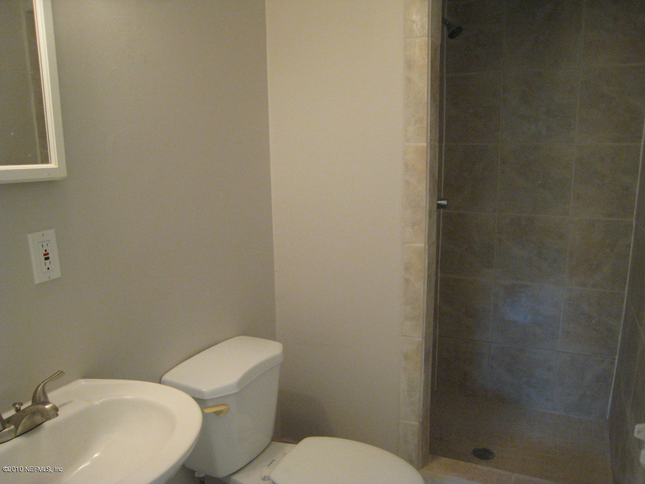 6808 Cinderella Road Jacksonville, FL 32210 - Photo 8 of 26 Master bath