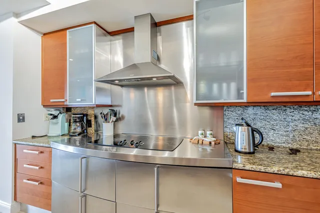 $1,199,500 | 701 Southeast 21st Avenue, Unit 302, Deerfield Beach, FL 33441