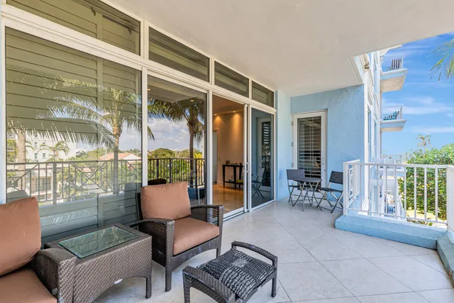 $1,199,500 | 701 Southeast 21st Avenue, Unit 302, Deerfield Beach, FL 33441