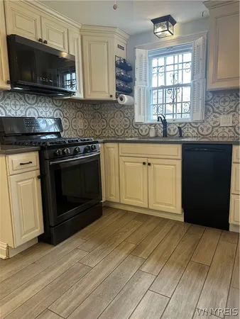 $269,900 | 60 Hartford Avenue, Tonawanda, NY 14223