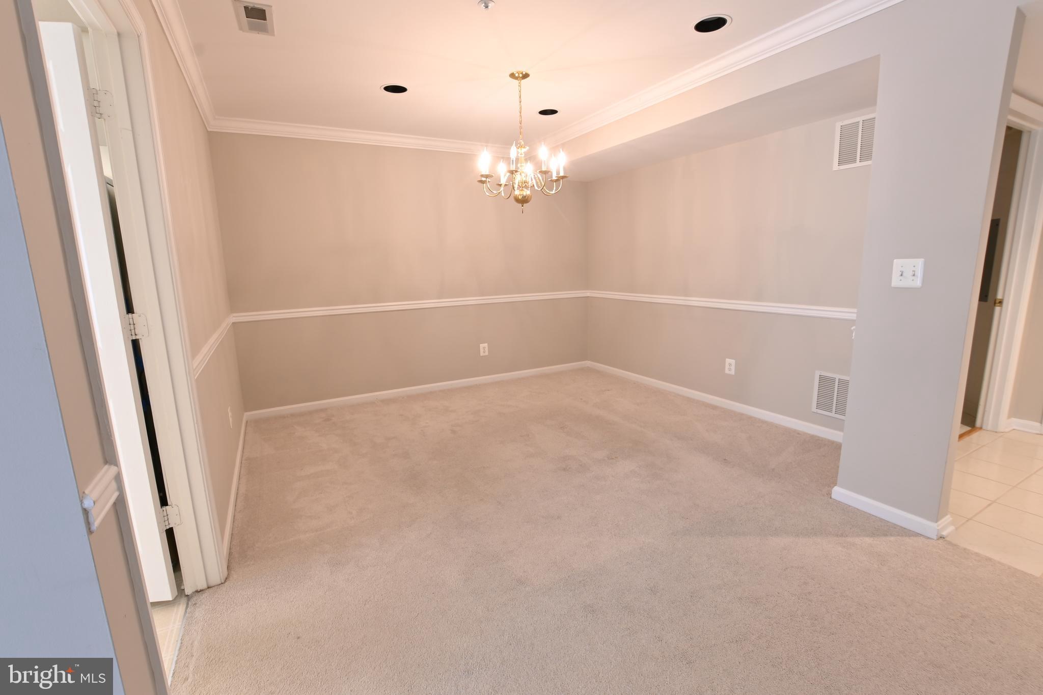 12300 Rosslare Ridge Road, Unit 301 Lutherville-Timonium, MD 21093 - Photo 6 of 25 Formal dining room
