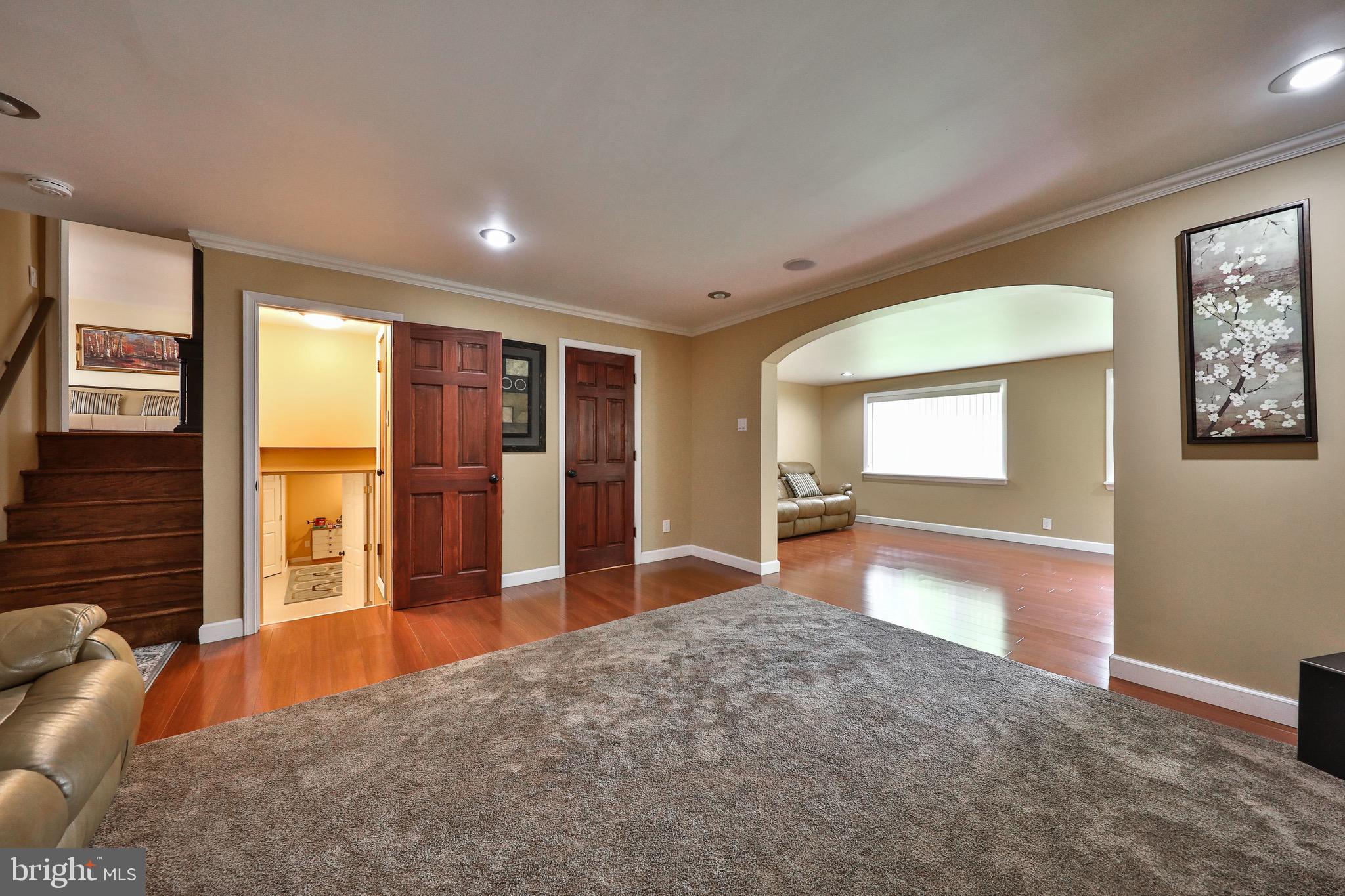 1004 Devon Road Rydal, PA 19046 - Photo 15 of 44 Family Room