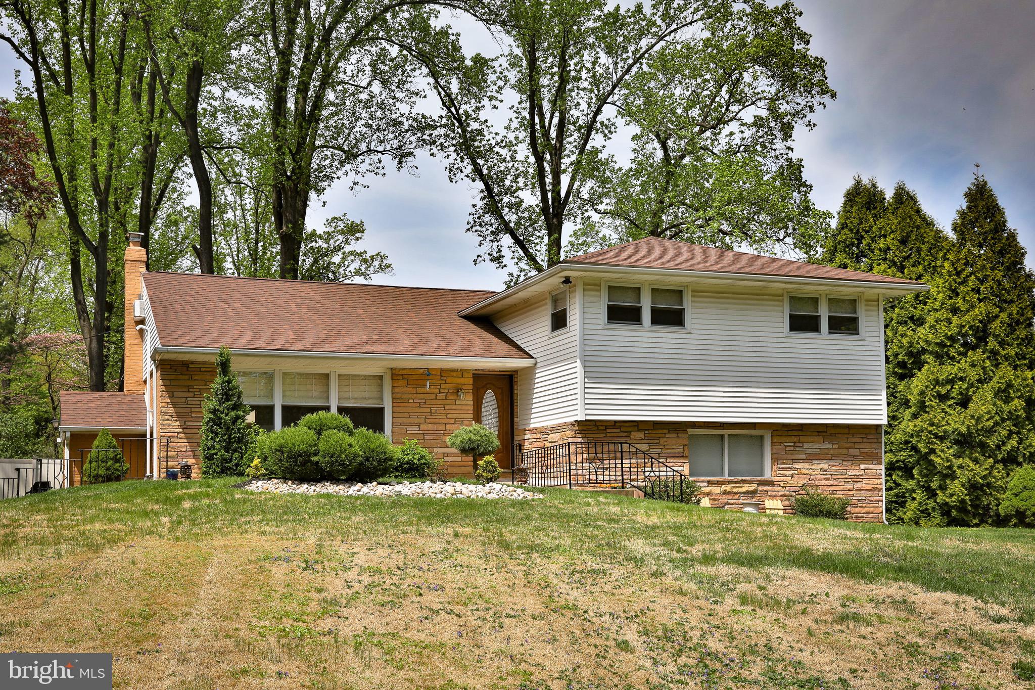 1004 Devon Road Rydal, PA 19046 - Photo 42 of 44 Front Exterior