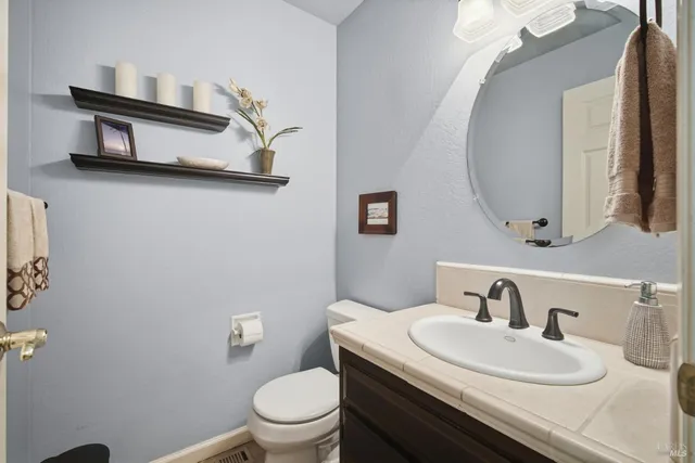 $1,100,000 | 142 Shortt Road, Santa Rosa, CA 95405