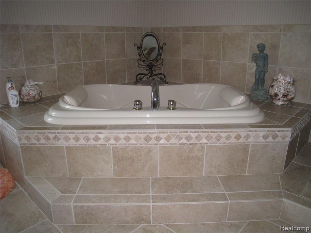 1243 Barnes Road Mayville, MI 48744 - Photo 11 of 45 2013-07-12 00.23