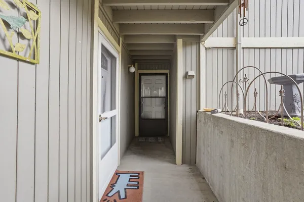 $215,000 | 6121 East 6th Avenue, Unit K108, Spokane, WA 99212