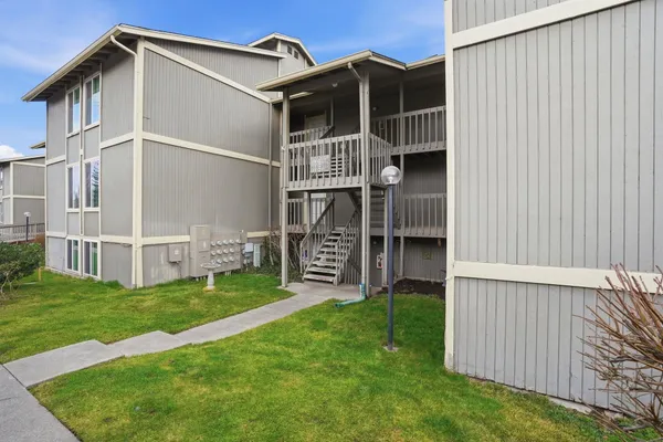$215,000 | 6121 East 6th Avenue, Unit K108, Spokane, WA 99212