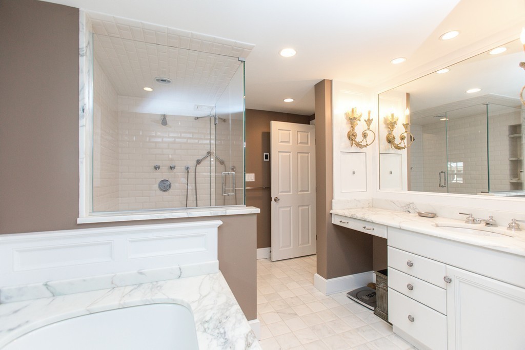 19 Clovelly Road Wellesley, MA 02481 - Photo 11 of 17 Gallery Image 11