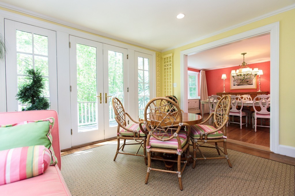 19 Clovelly Road Wellesley, MA 02481 - Photo 5 of 17 Gallery Image 5