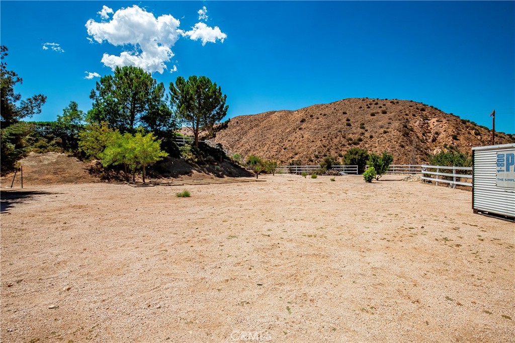 32201 Joaquin Road Acton, CA 93510 - Photo 72 of 75