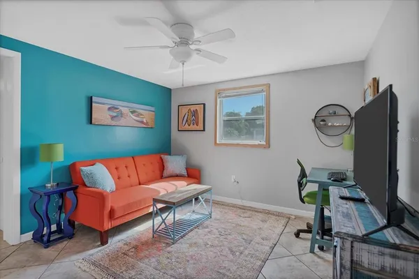 $4,250 | 2323 Doud Street, Sarasota, FL 34231