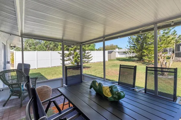 $4,250 | 2323 Doud Street, Sarasota, FL 34231