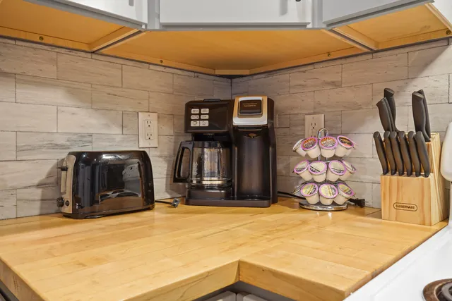 $750,000 | 113-115 Saco Avenue, Old Orchard Beach, ME 04064