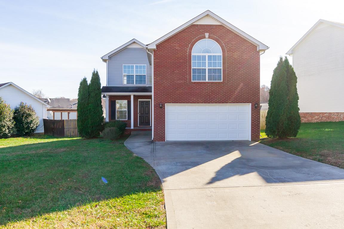 2797 Ridgepole Drive Clarksville, TN 37040 - Photo 2 of 30 Gallery Image 2