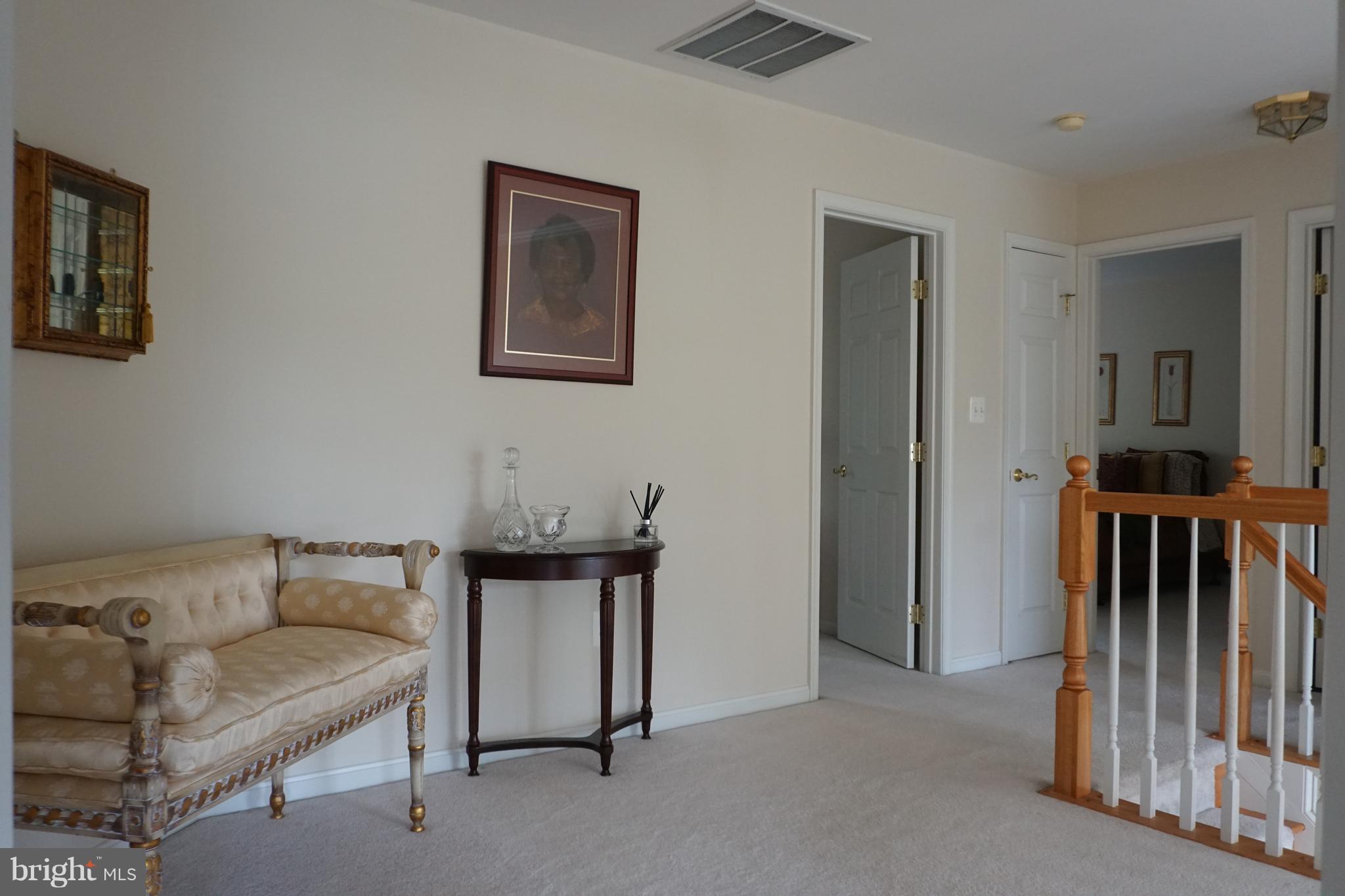 11013 Old York Road Bowie, MD 20721 - Photo 15 of 29 Upper Level Landing