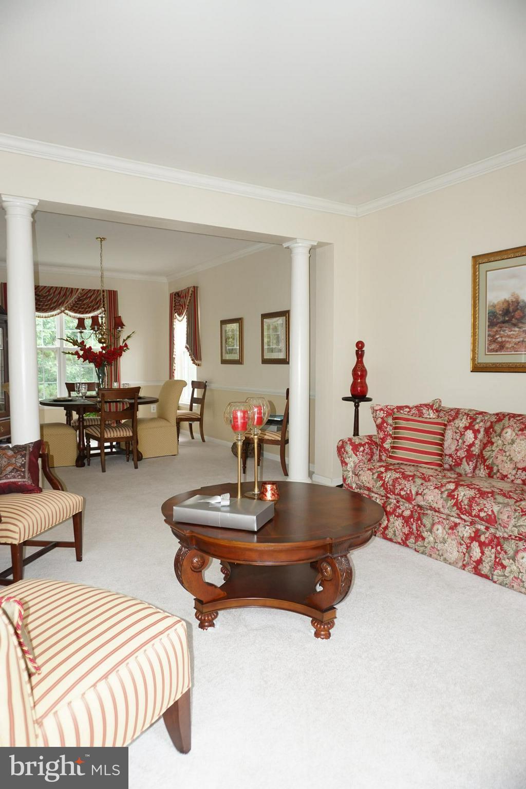 11013 Old York Road Bowie, MD 20721 - Photo 4 of 29 Living Room