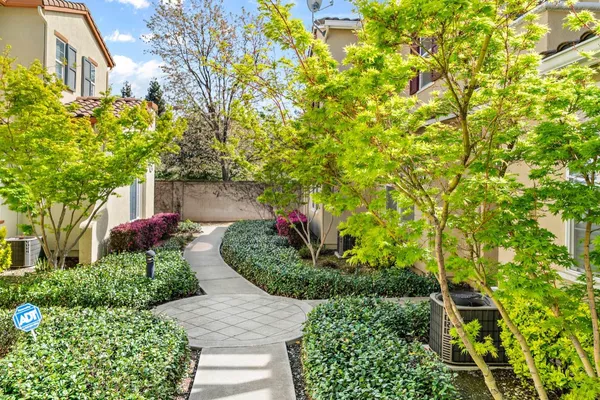 $420,000 | 8430 Crystal Walk Circle, Unit 65, Elk Grove, CA 95758