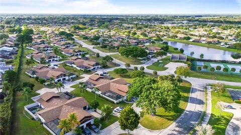 $455,000 | 9568 Boca Gardens Parkway, Unit B, Boca Raton, FL 33496