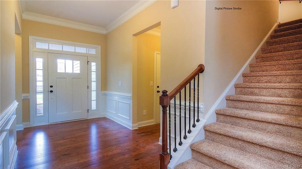 9914 Perth Moor Road Charlotte, NC 28278 - Photo 2 of 23 Gallery Image 2
