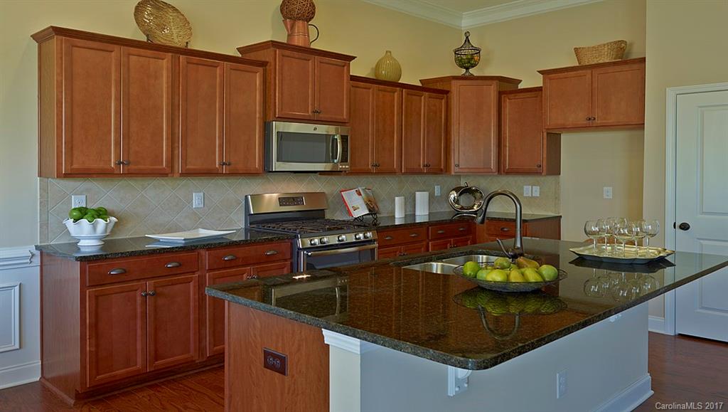 9914 Perth Moor Road Charlotte, NC 28278 - Photo 4 of 23 Gallery Image 4