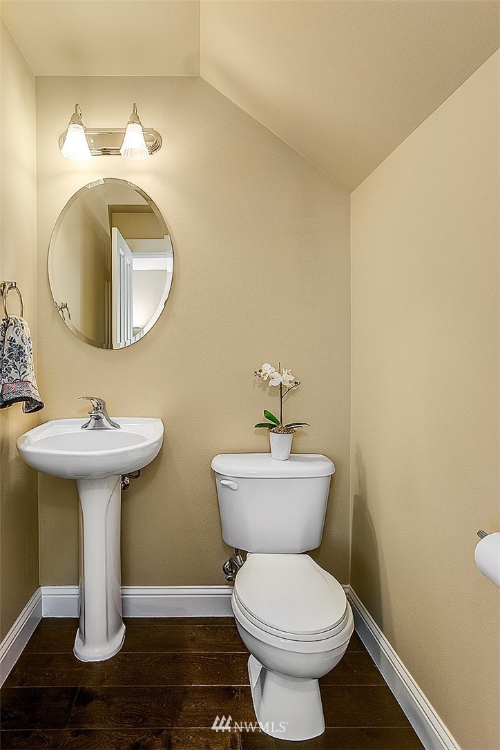28044 Maple Ridge Way Southeast Maple Valley, WA 98038 - Photo 14 of 24 Gallery Image 14