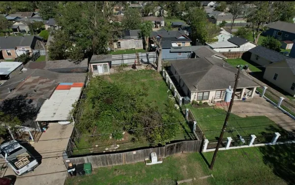 $97,500 | 7007 Eagle Pass Street, Houston, TX 77020
