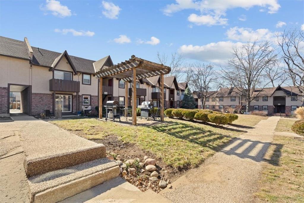 6206 Robinson Street, Unit 2 Mission, KS 66202 - Photo 26 of 27