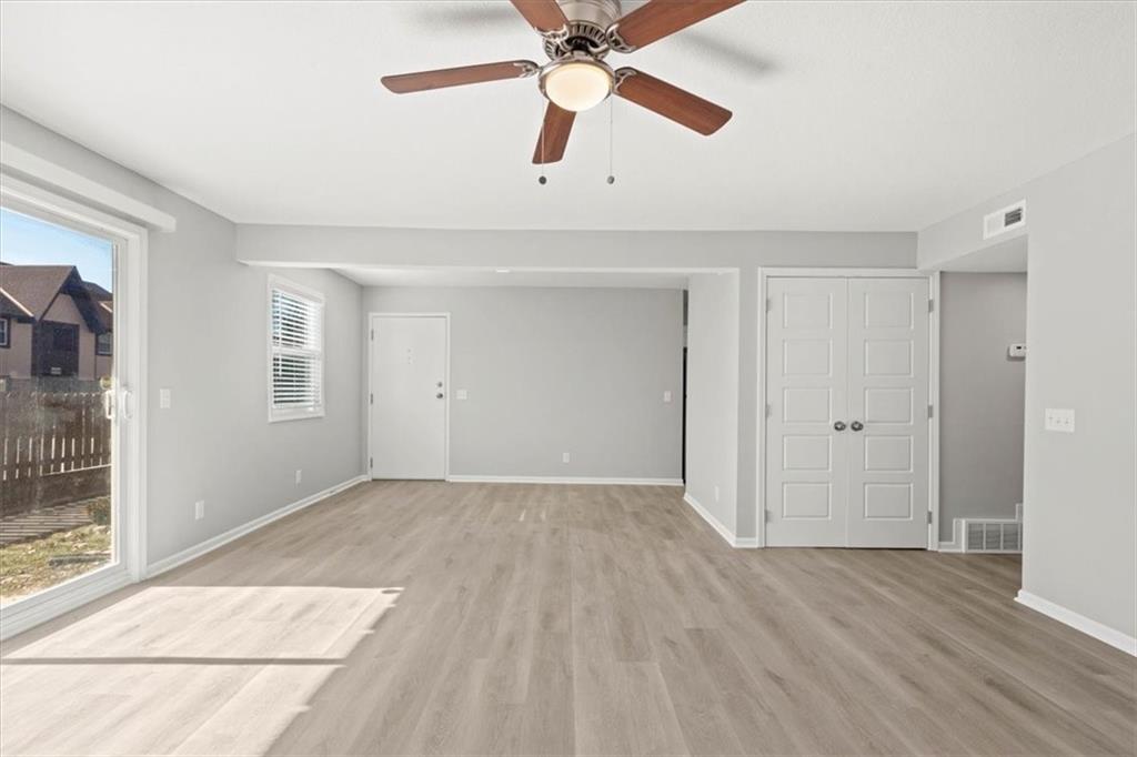 6206 Robinson Street, Unit 2 Mission, KS 66202 - Photo 7 of 27