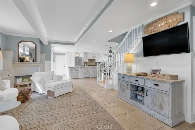 $2,999,900 | 331 Walnut Street, Newport Beach, CA 92663