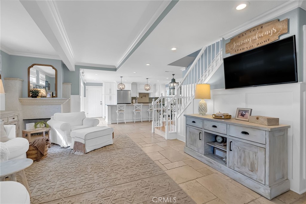 331 Walnut Street Newport Beach, CA 92663 - Photo 14 of 52