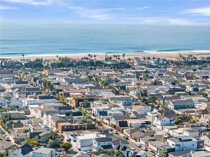 $2,999,900 | 331 Walnut Street, Newport Beach, CA 92663