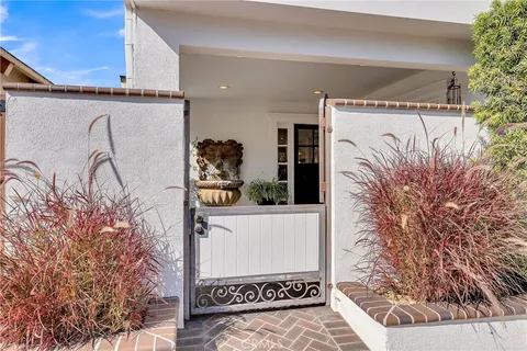 $2,999,900 | 331 Walnut Street, Newport Beach, CA 92663