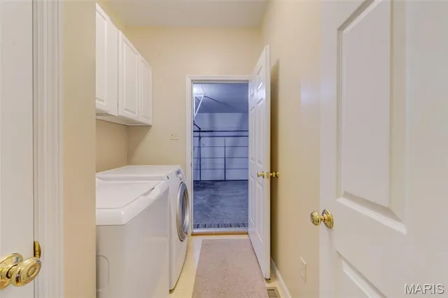 $440,000 | 160 New Holland Drive, Chesterfield, MO 63017