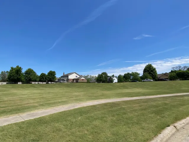 $64,900 | 20147 White Tail Court, Elwood, IL 60421