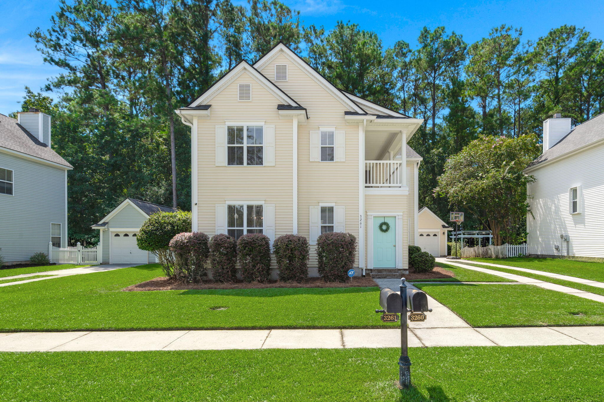 3261 Beaconsfield Road Mount Pleasant, SC 29466 - Photo 2 of 53 2