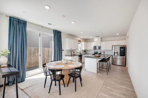 $640,000 | 3188 Sunny Gate Lane, Folsom, CA 95630