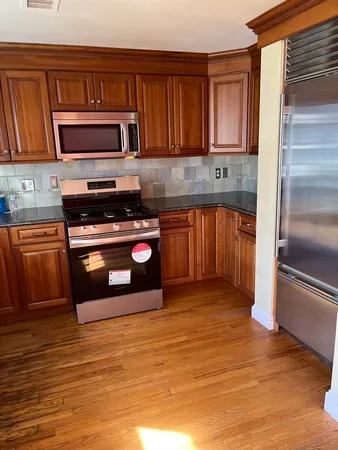$4,495 | 5 Munroe Street, Unit 5, Newburyport, MA 01950