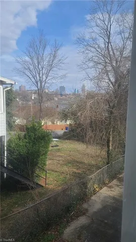 $1,100 | 405 South Sunset Drive, Winston-Salem, NC 27103